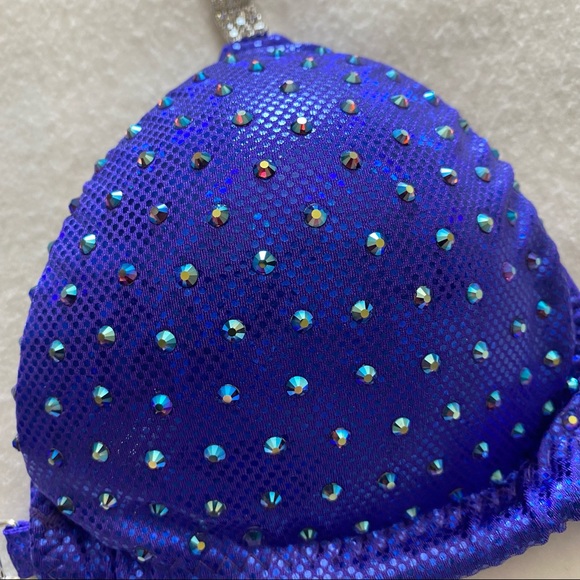 NEW/ NEVER WORN : CJ Pro Competition Bikini Suit NPC OCB IFBB. BRAND NEW. - Picture 2 of 16